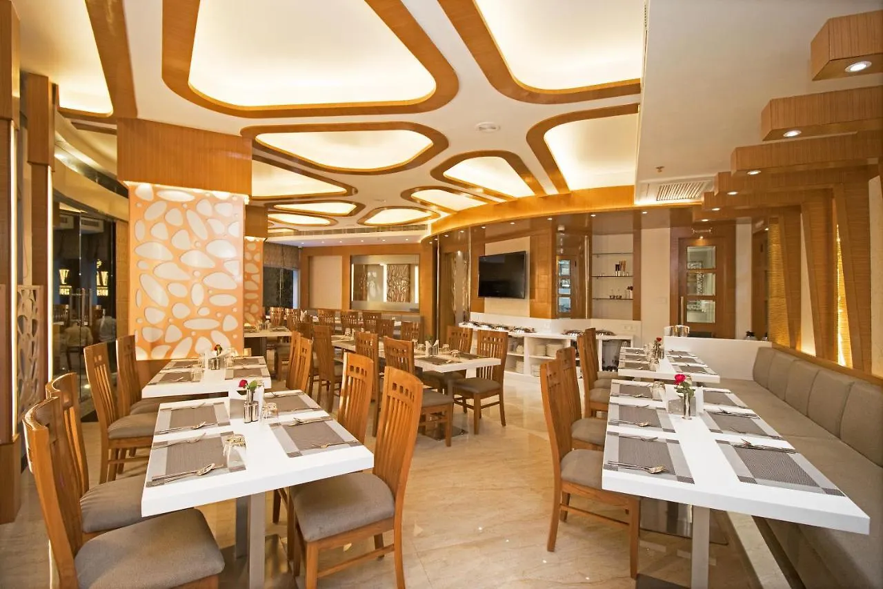 Hotel Vagmi Varanasi 3*,  India
